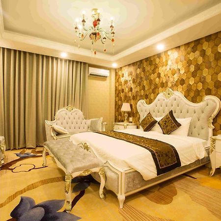 Anh Nguyet Hotel Cà Mau Zewnętrze zdjęcie