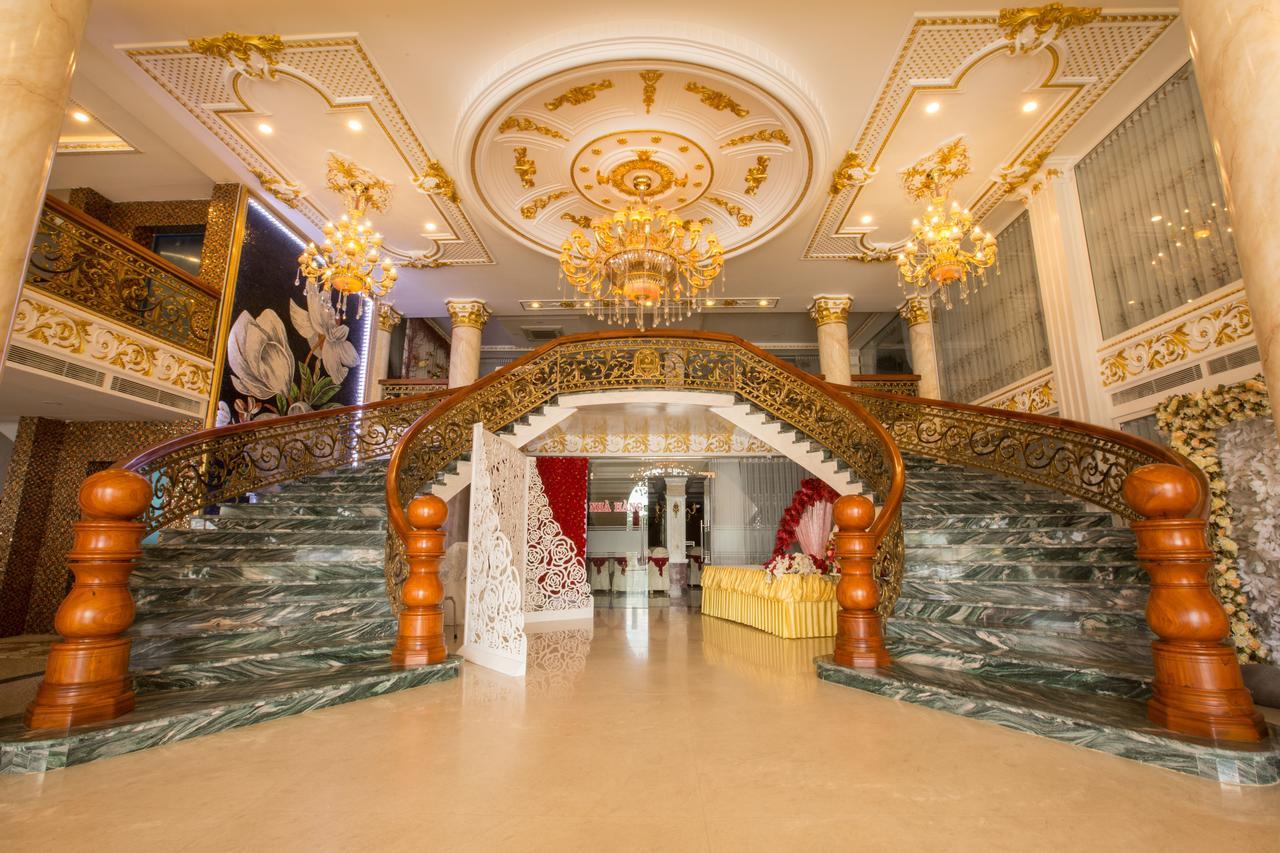 Anh Nguyet Hotel Cà Mau Zewnętrze zdjęcie