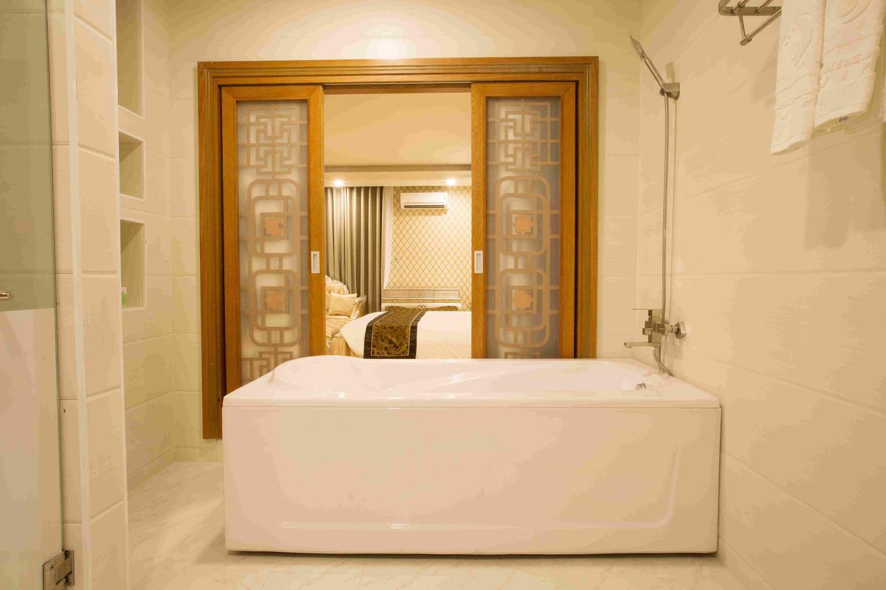Anh Nguyet Hotel Cà Mau Zewnętrze zdjęcie